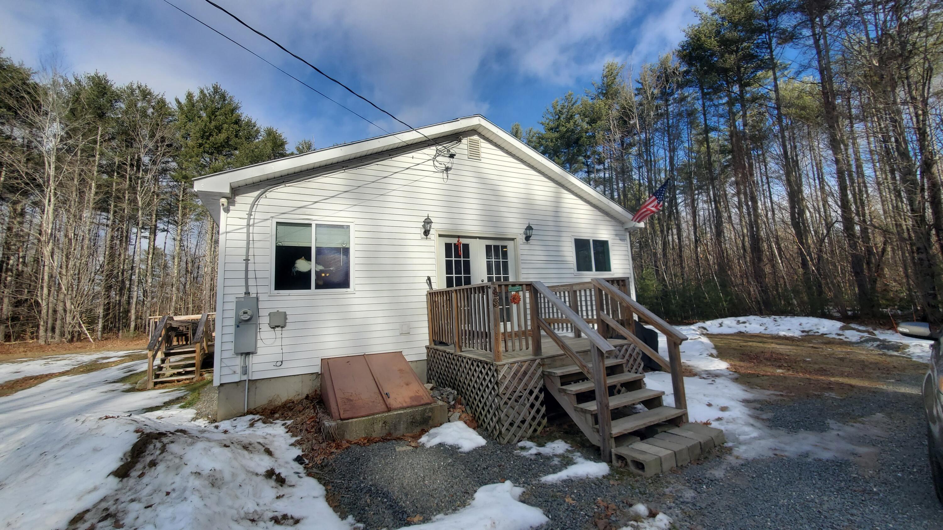 46 Snow Road Saint Albans ME 04971