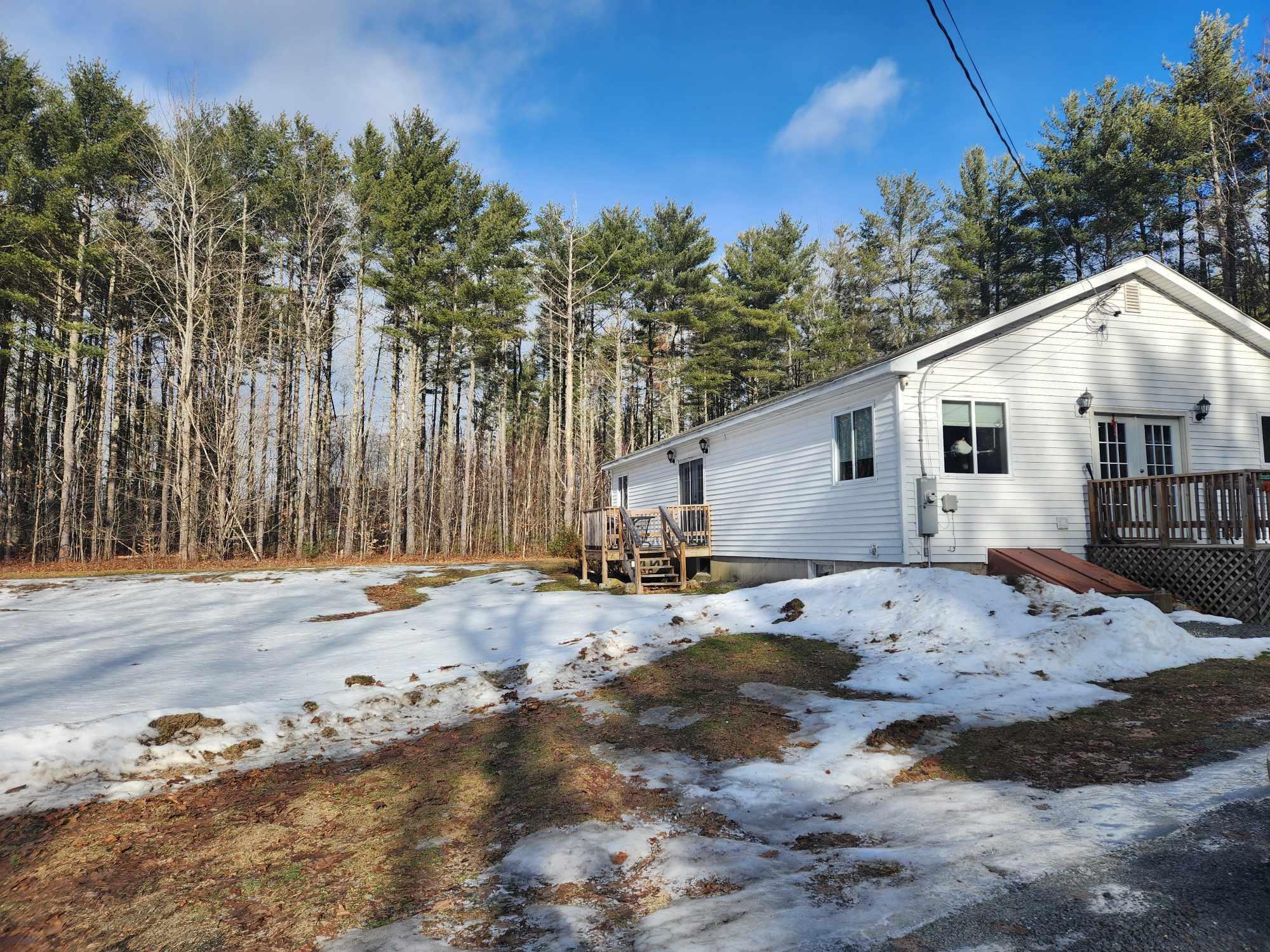 46 Snow Road Saint Albans ME 04971