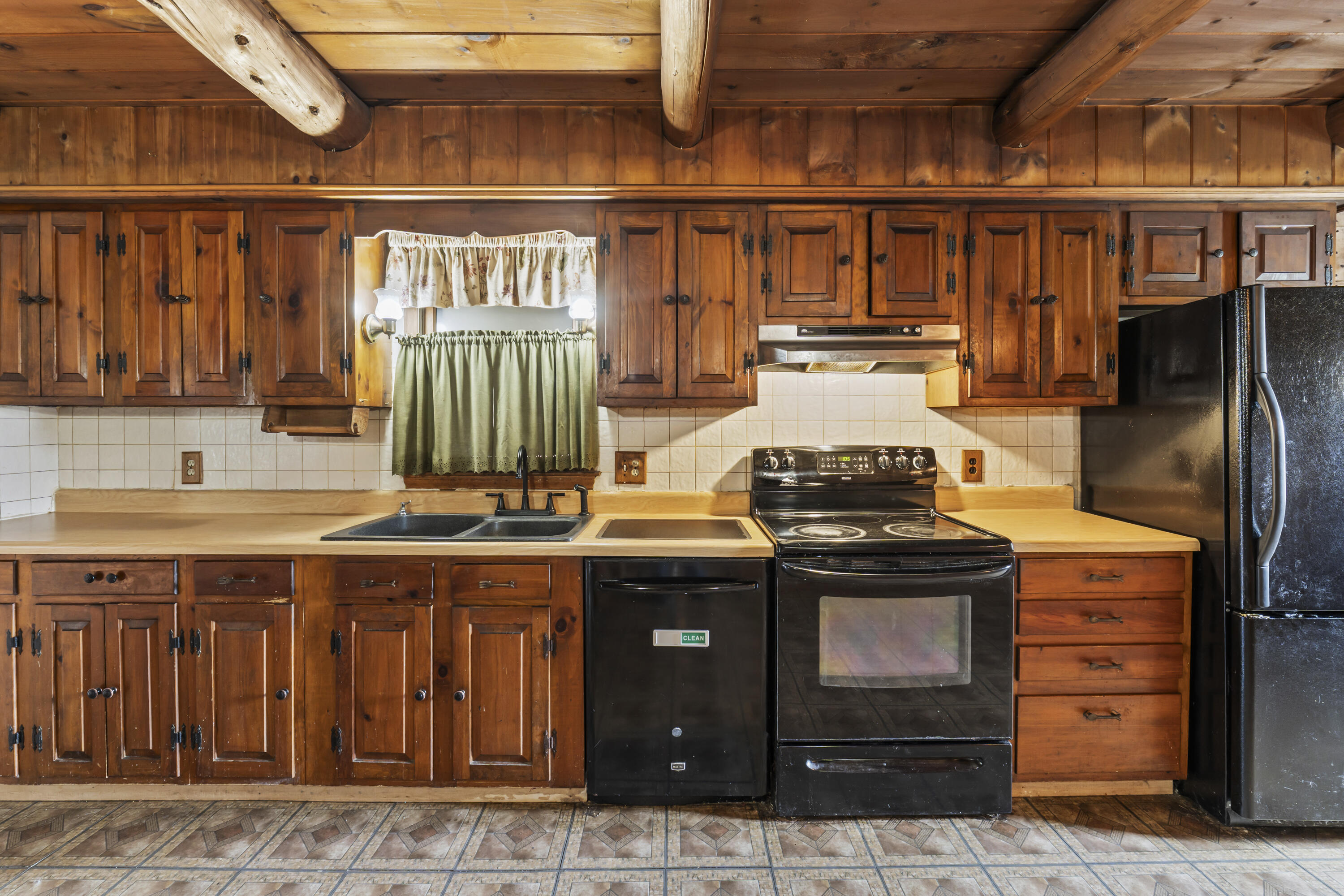 8 Bickford Drive Fairfield ME 04937