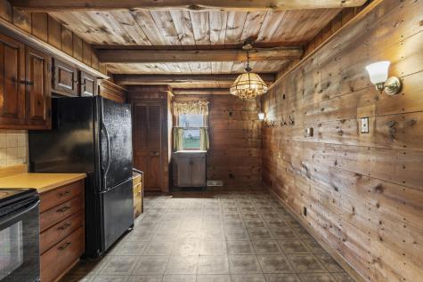 8 Bickford Drive Fairfield ME 04937