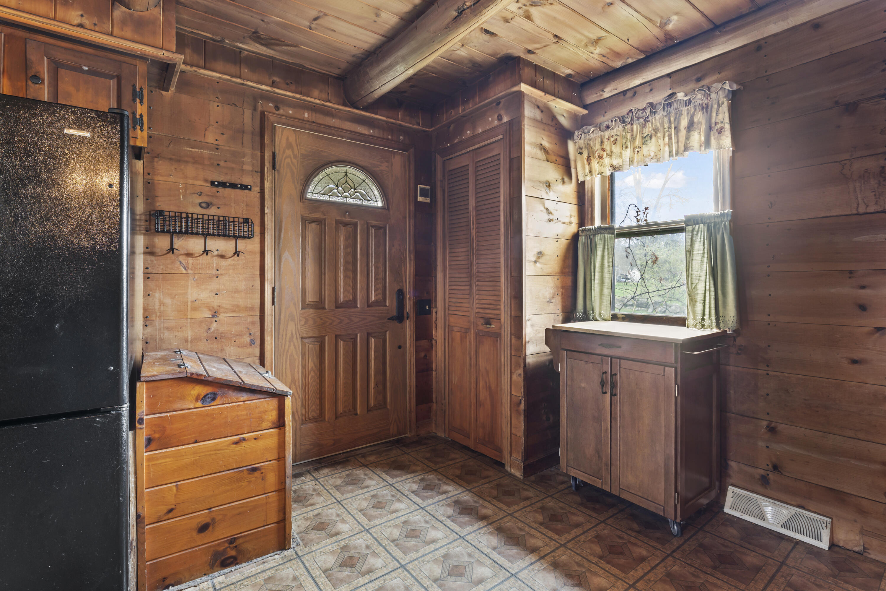 8 Bickford Drive Fairfield ME 04937