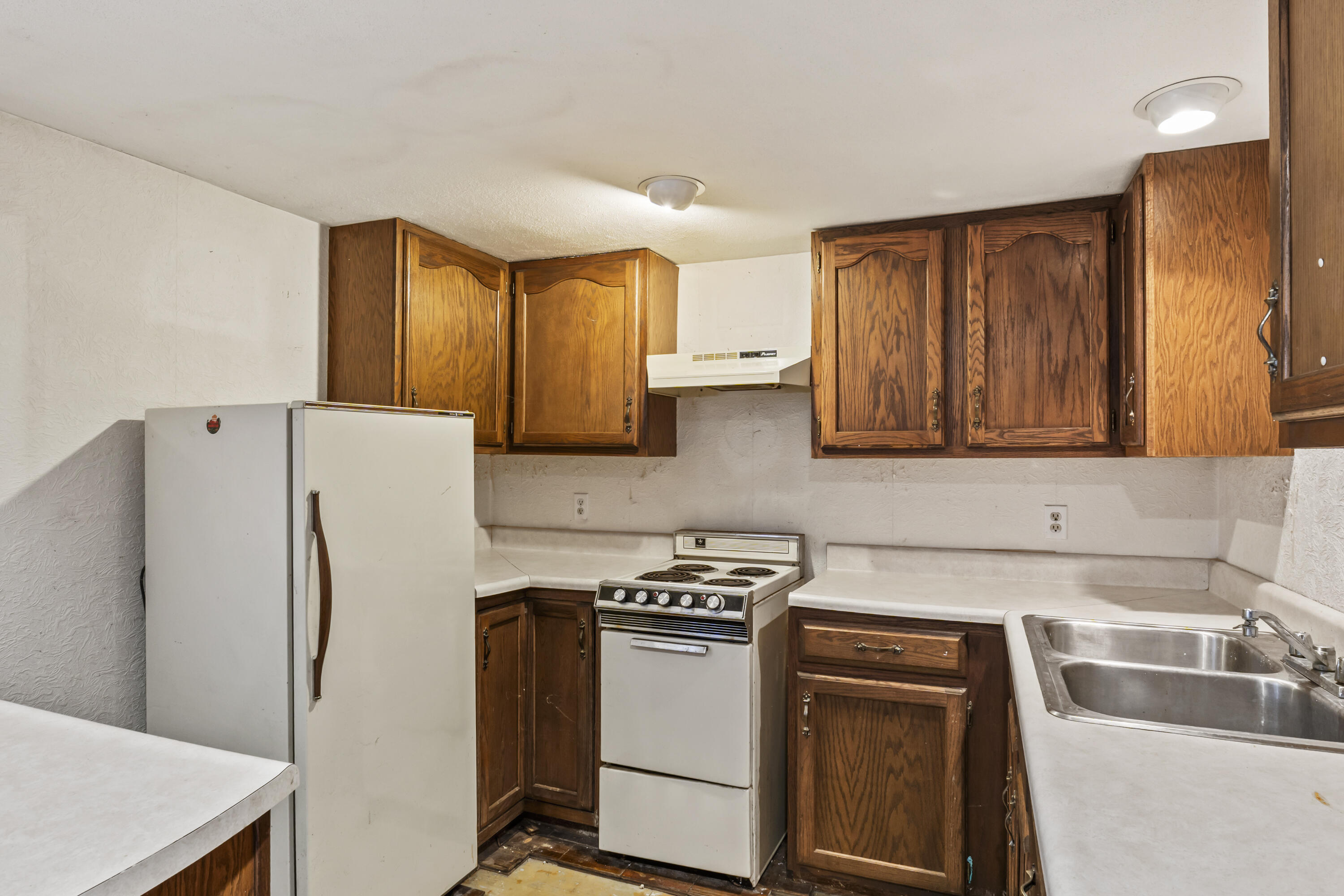 8 Bickford Drive Fairfield ME 04937