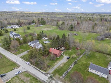 8 Bickford Drive Fairfield ME 04937