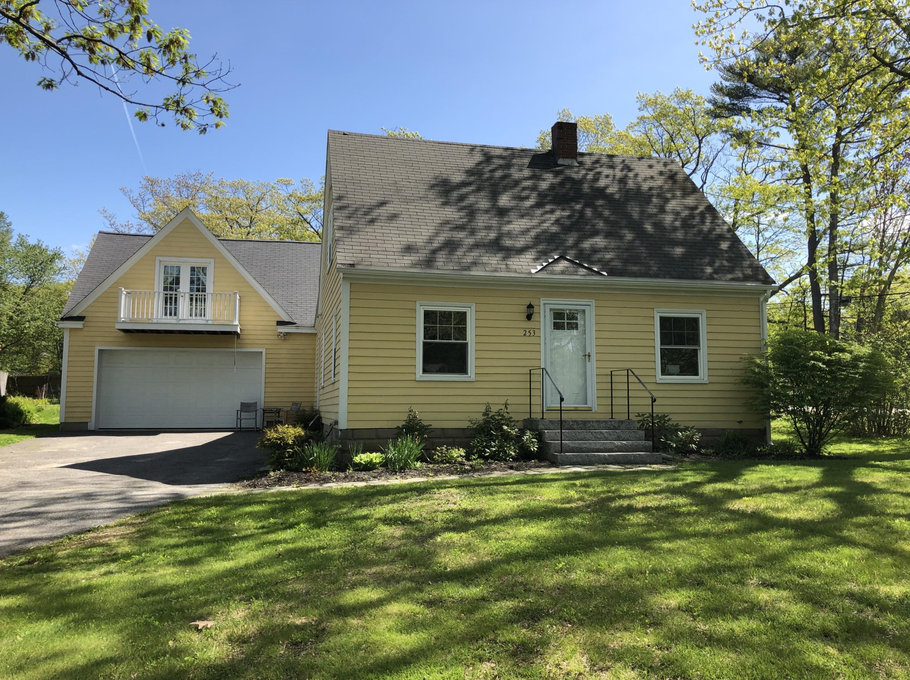 253 Falmouth Road Falmouth ME 04105