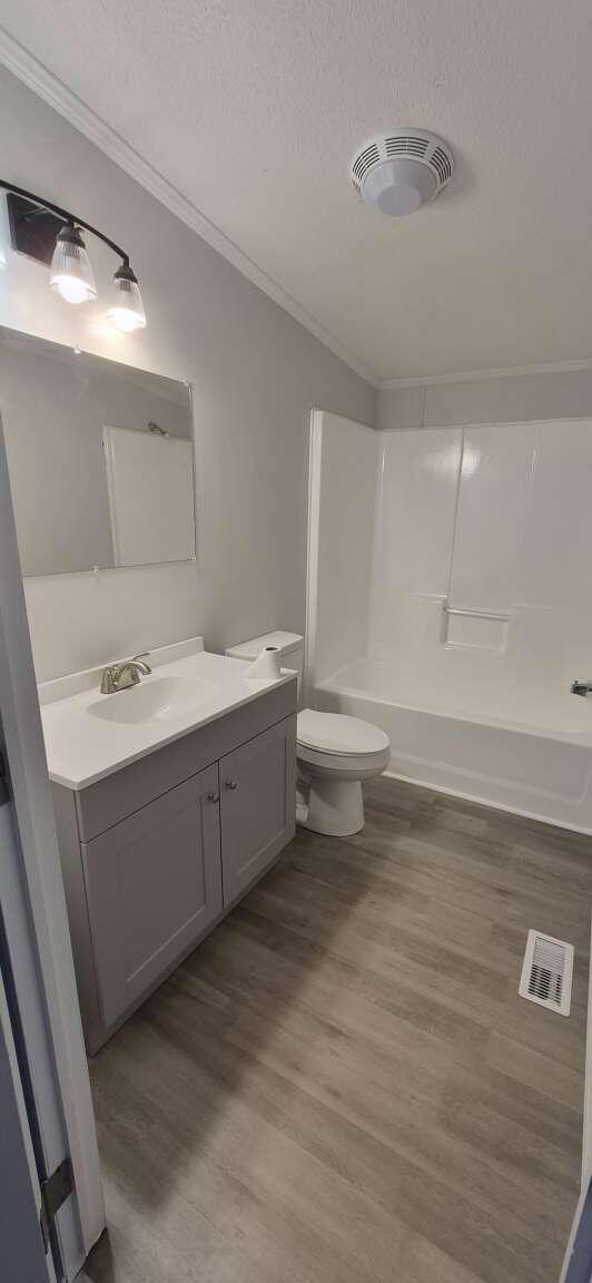 10 Overlook Drive Bowdoin ME 04287