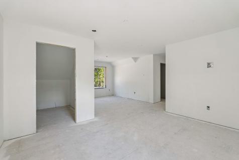 53 Lochwood Drive Gorham ME 04038