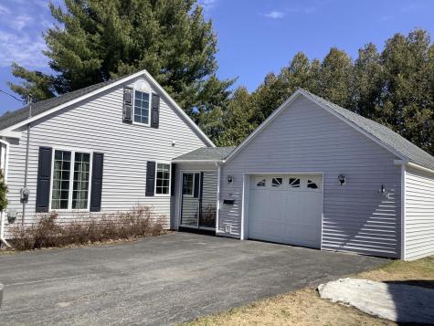 15 Blaine Street Fort Fairfield ME 04742