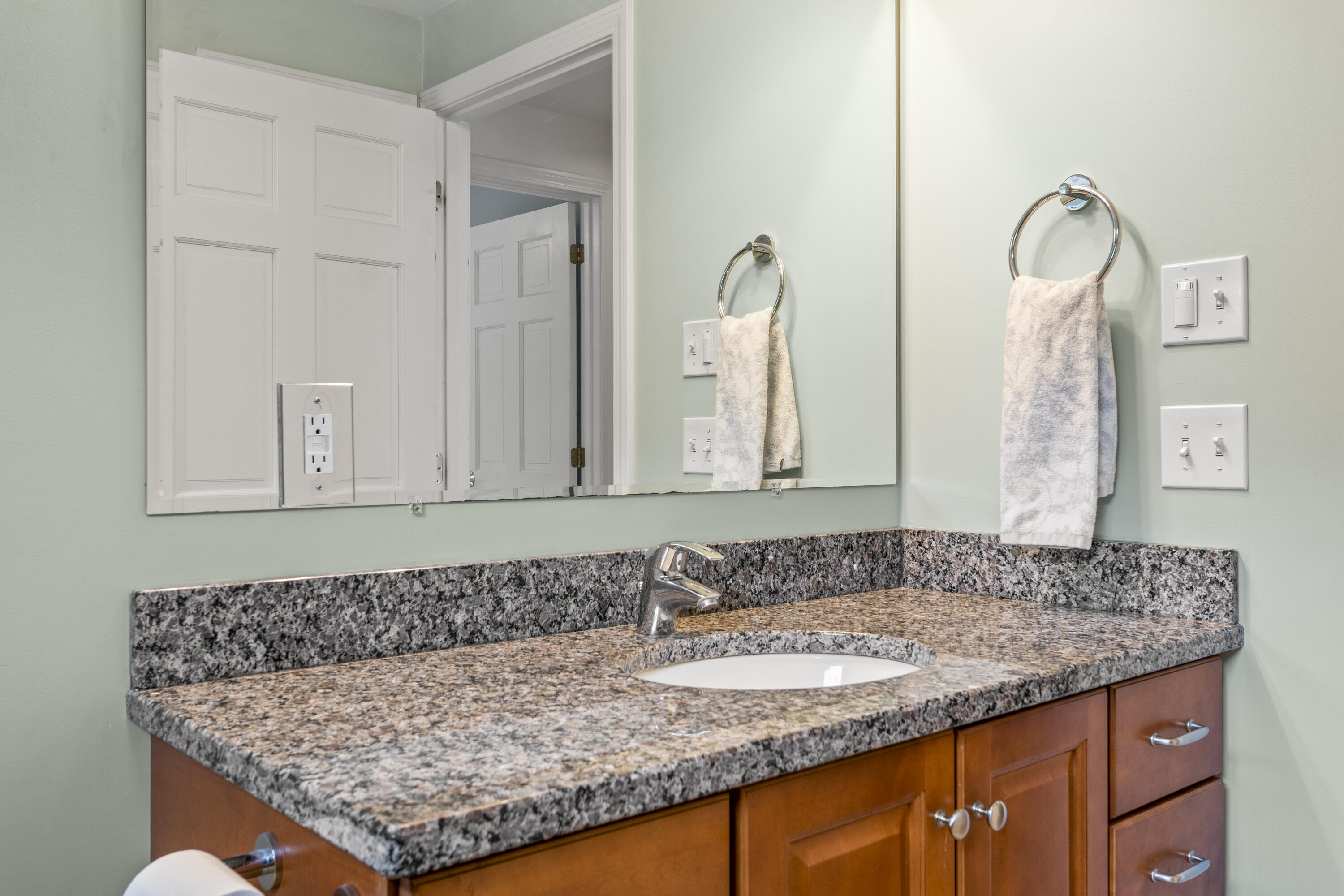 75 Henry Road Georgetown ME 04548