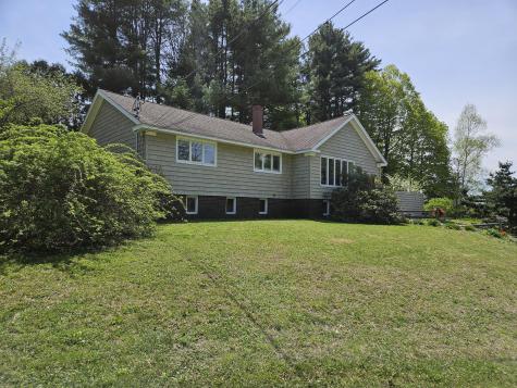 11 Jill Street Lewiston ME 04240