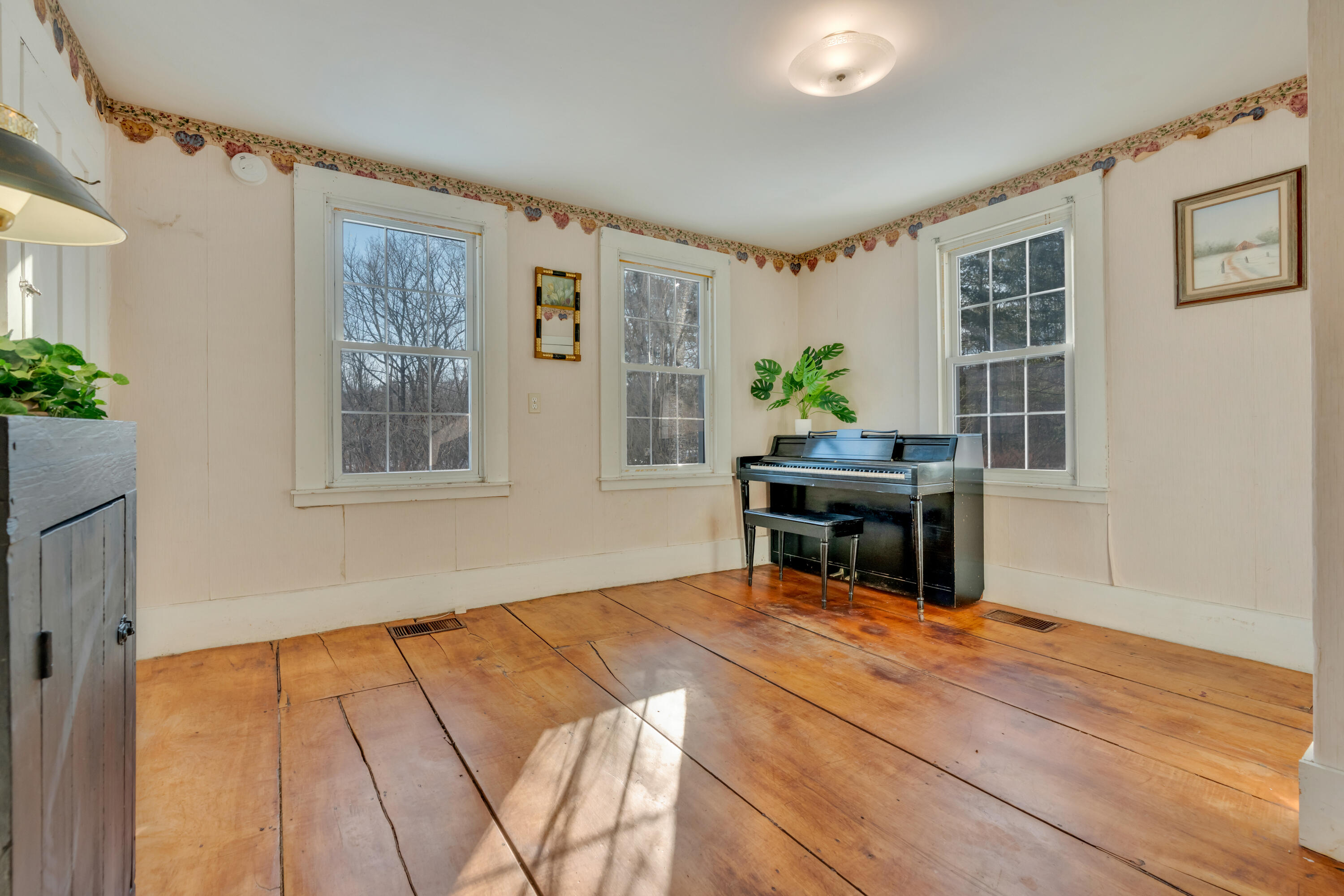 6 Moody Road Limington ME 04049