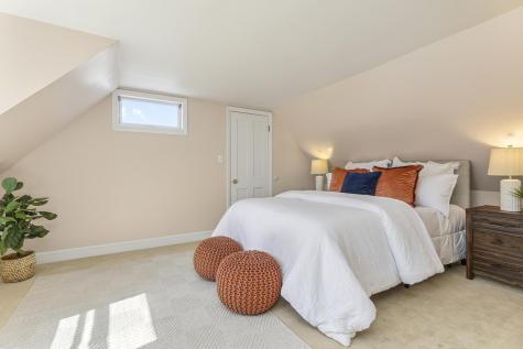 162 Merrill Road Pownal ME 04069