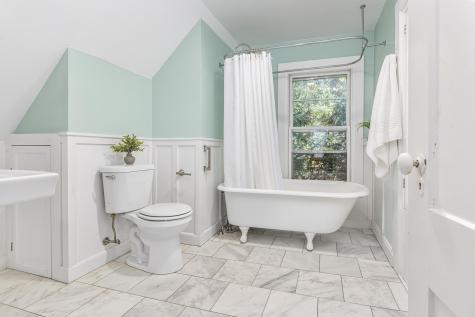 162 Merrill Road Pownal ME 04069