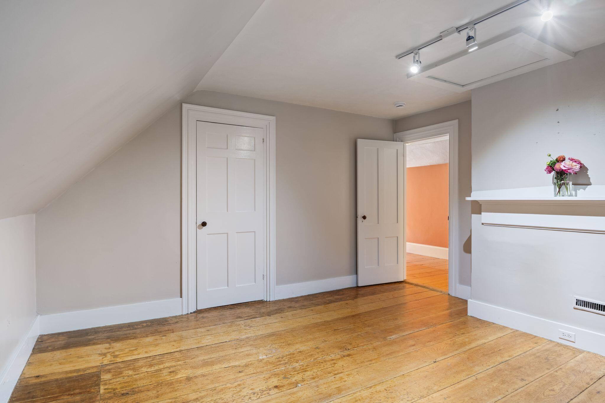 162 Merrill Road Pownal ME 04069