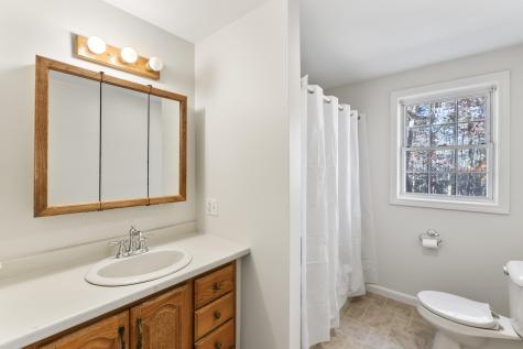 384 Ridge Road York ME 03909