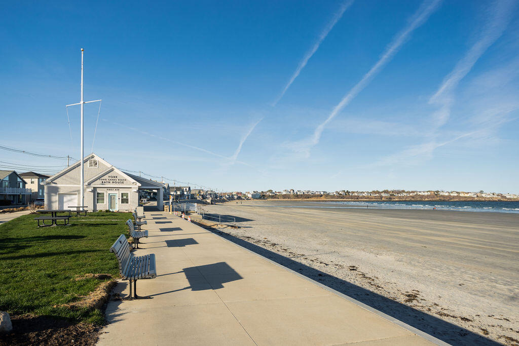 384 Ridge Road York ME 03909