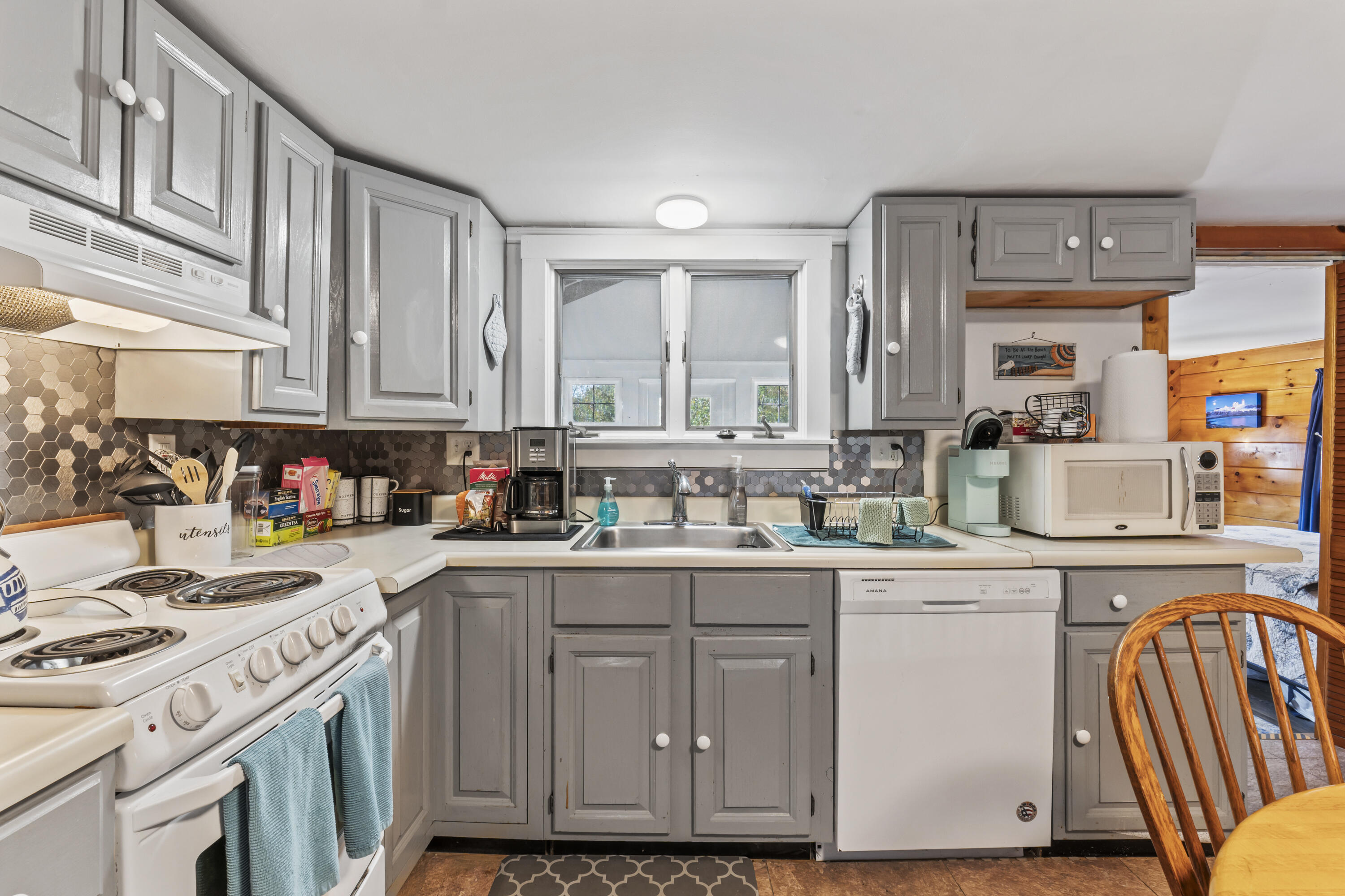 8 Surfore Road York ME 03909