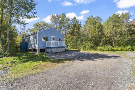 8 Surfore Road York ME 03909