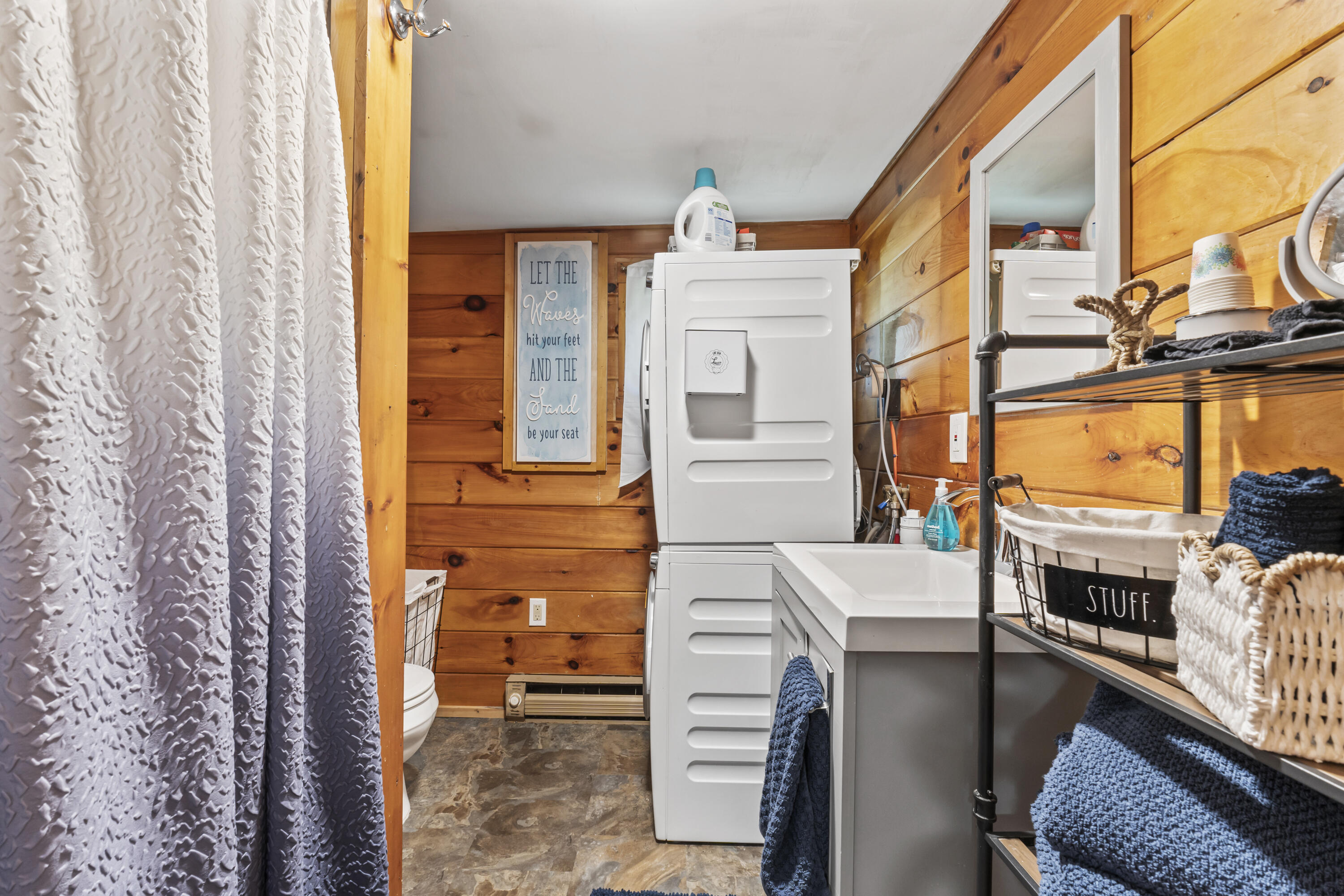 8 Surfore Road York ME 03909