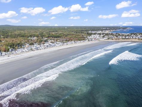 8 Surfore Road York ME 03909