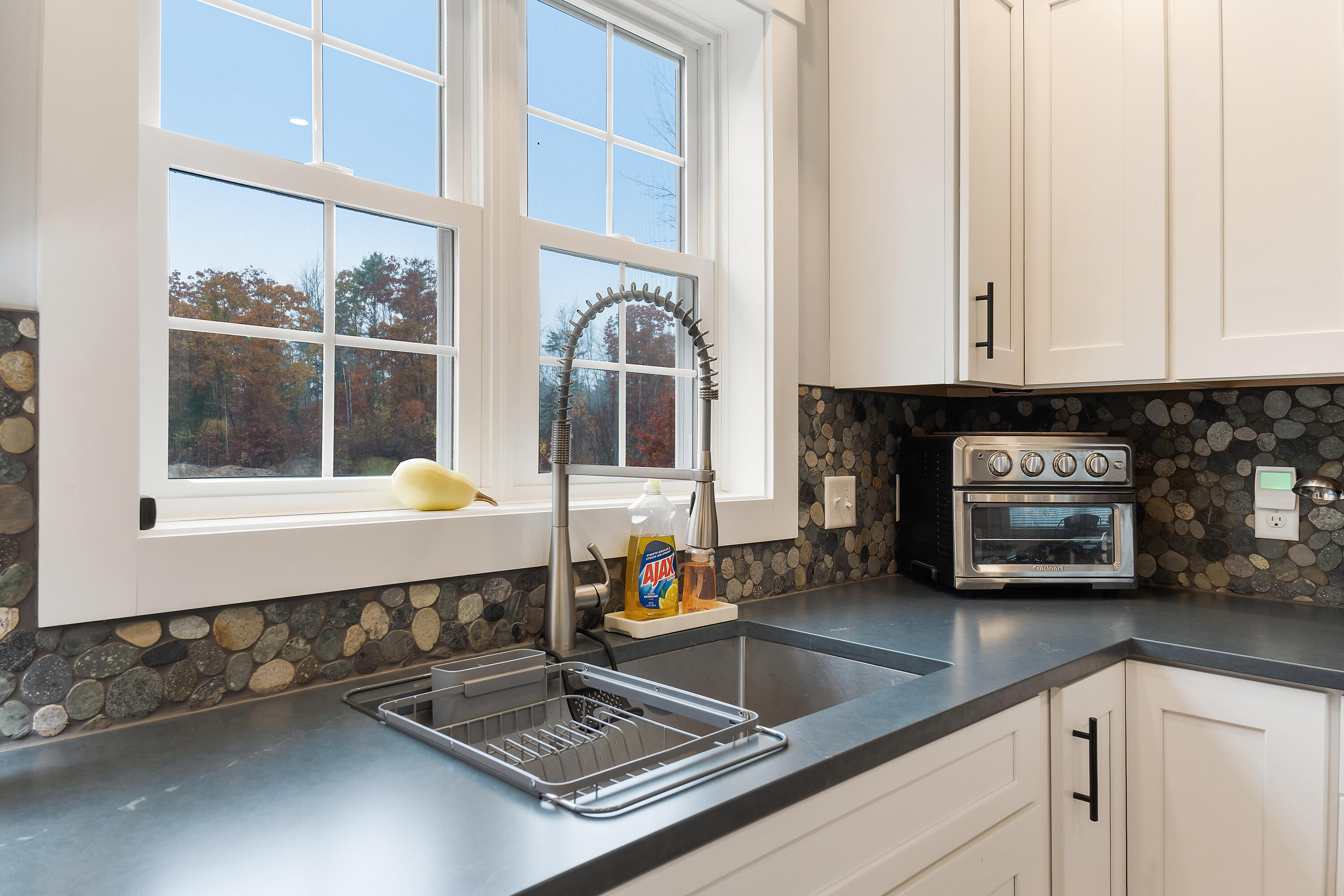 11 Beacon Drive Brunswick ME 04011