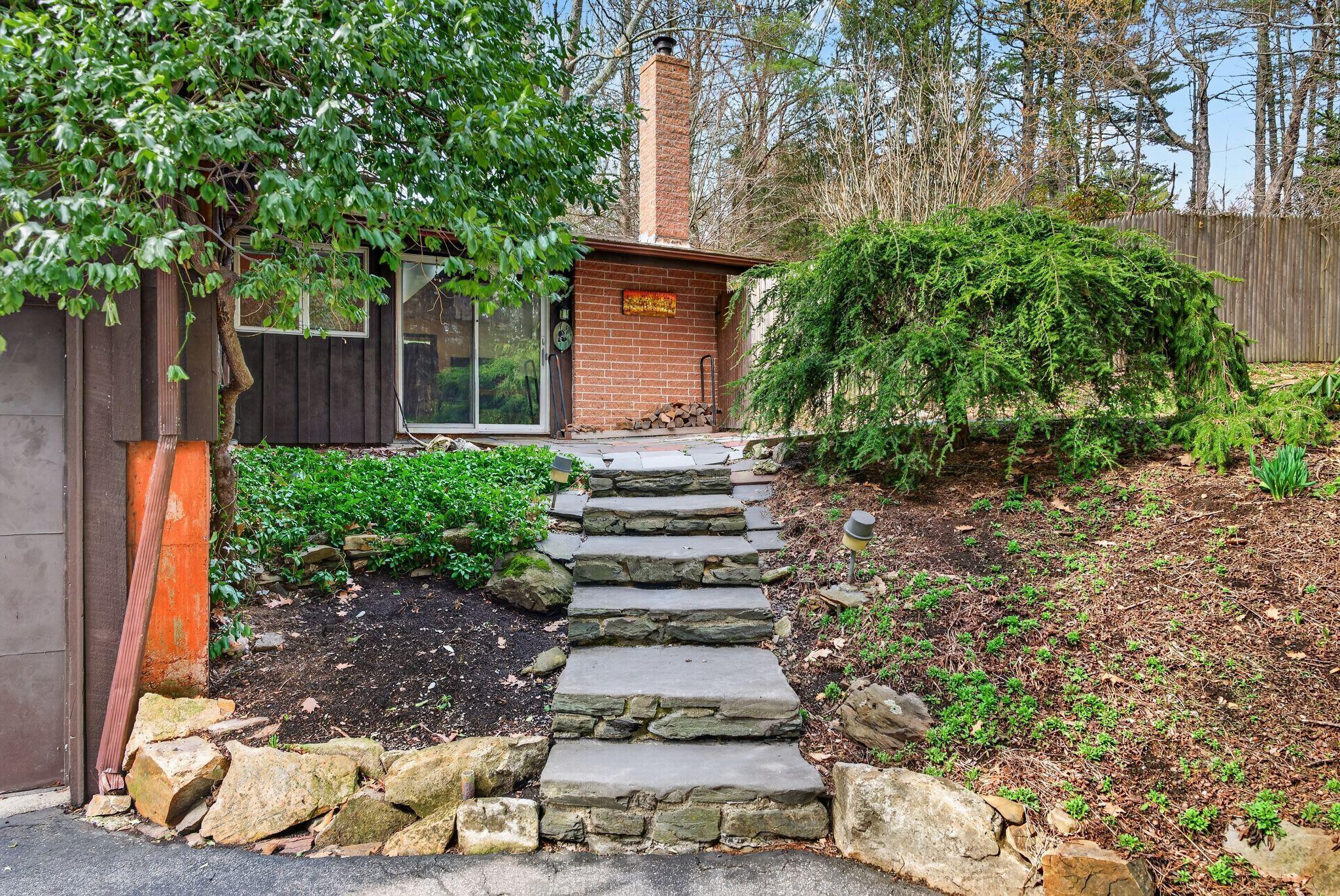 7 Brookside Drive Falmouth ME 04105