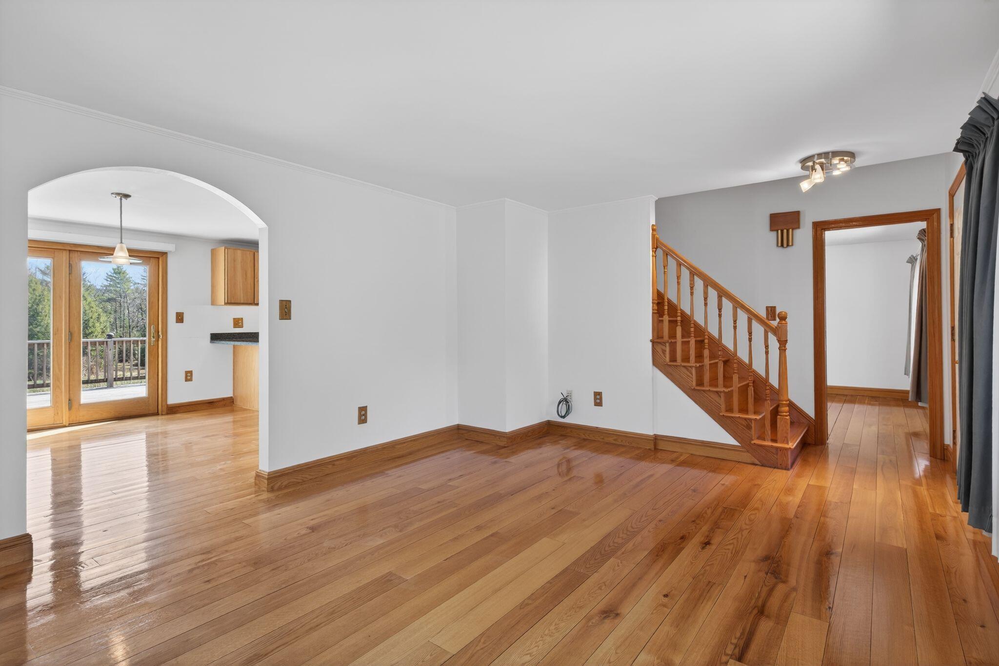 281 Portland Road Gray ME 04039