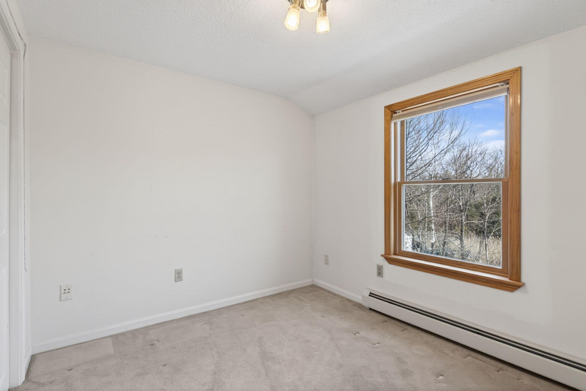 281 Portland Road Gray ME 04039