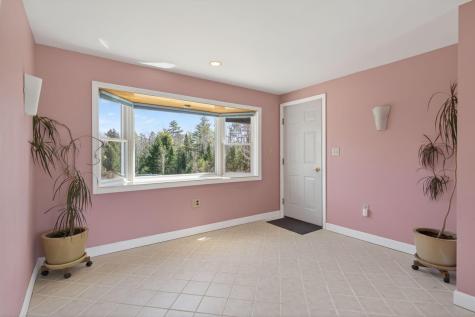 281 Portland Road Gray ME 04039