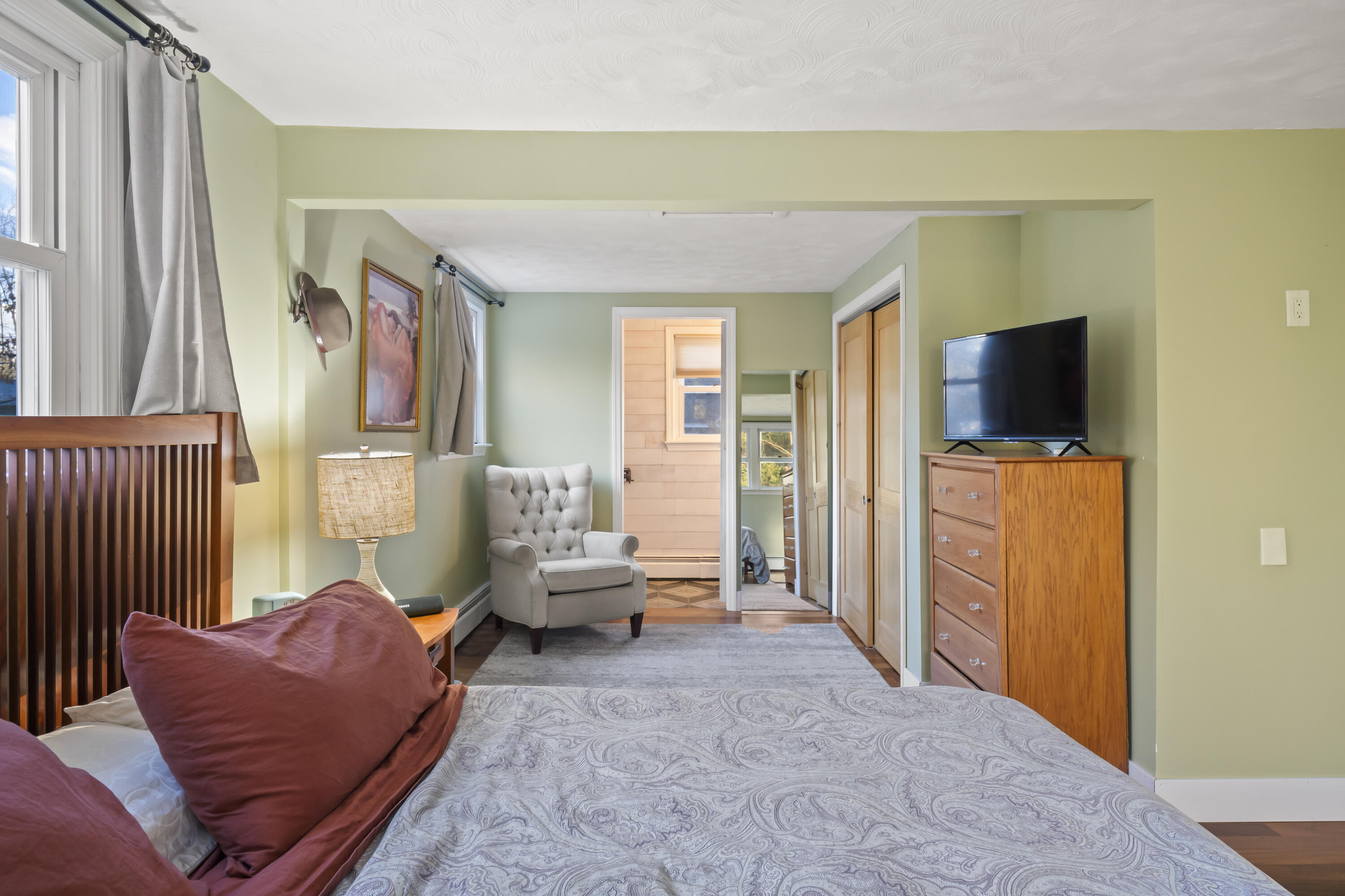 17 Knight Street Falmouth ME 04105