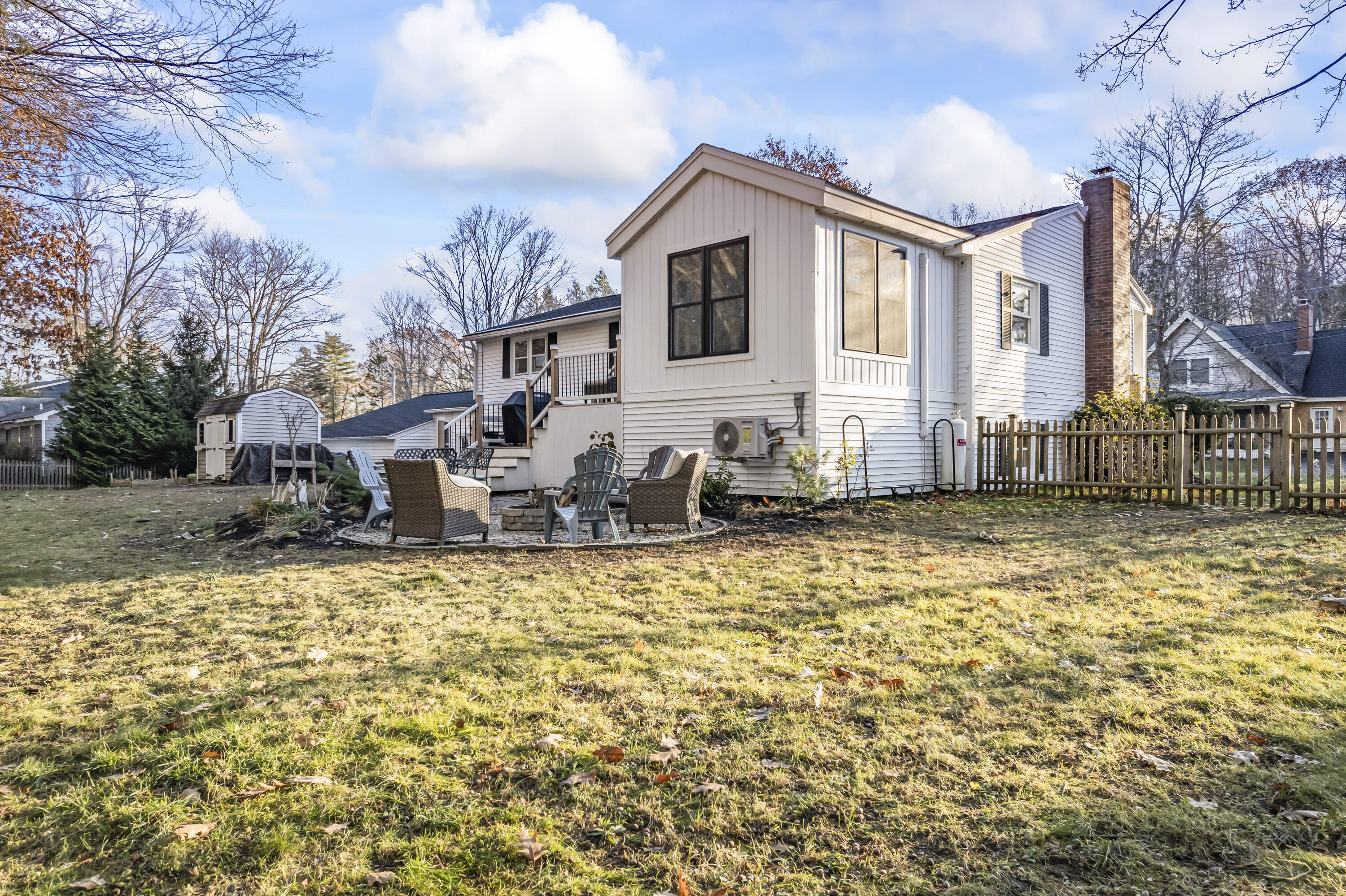 17 Knight Street Falmouth ME 04105