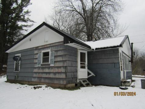 30 Pine Street Guilford ME 04443