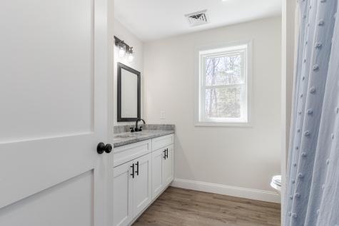 32 Haflinger Lane Berwick ME 03901