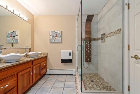 14 Olivia Lane Cumberland ME 04021