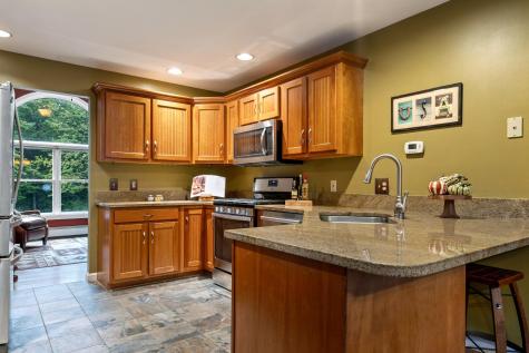 14 Olivia Lane Cumberland ME 04021