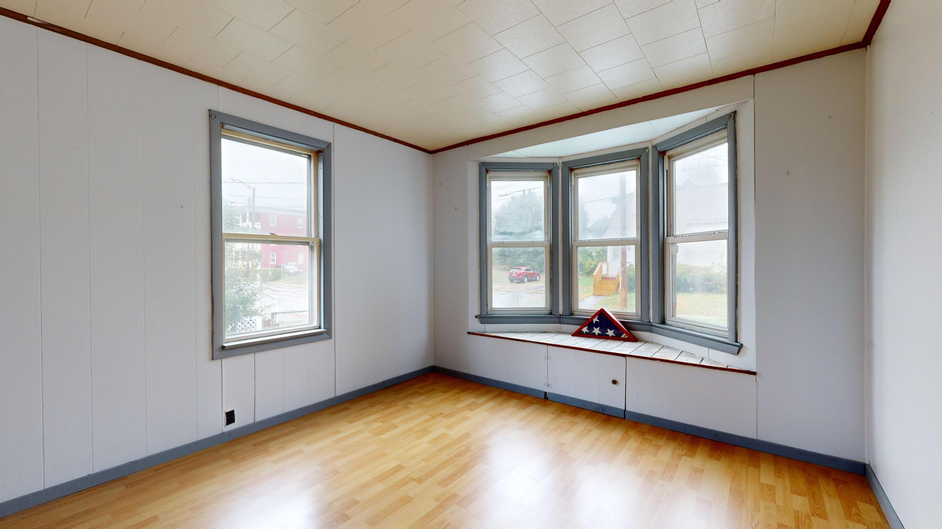 17 Green Street Lewiston ME 04240