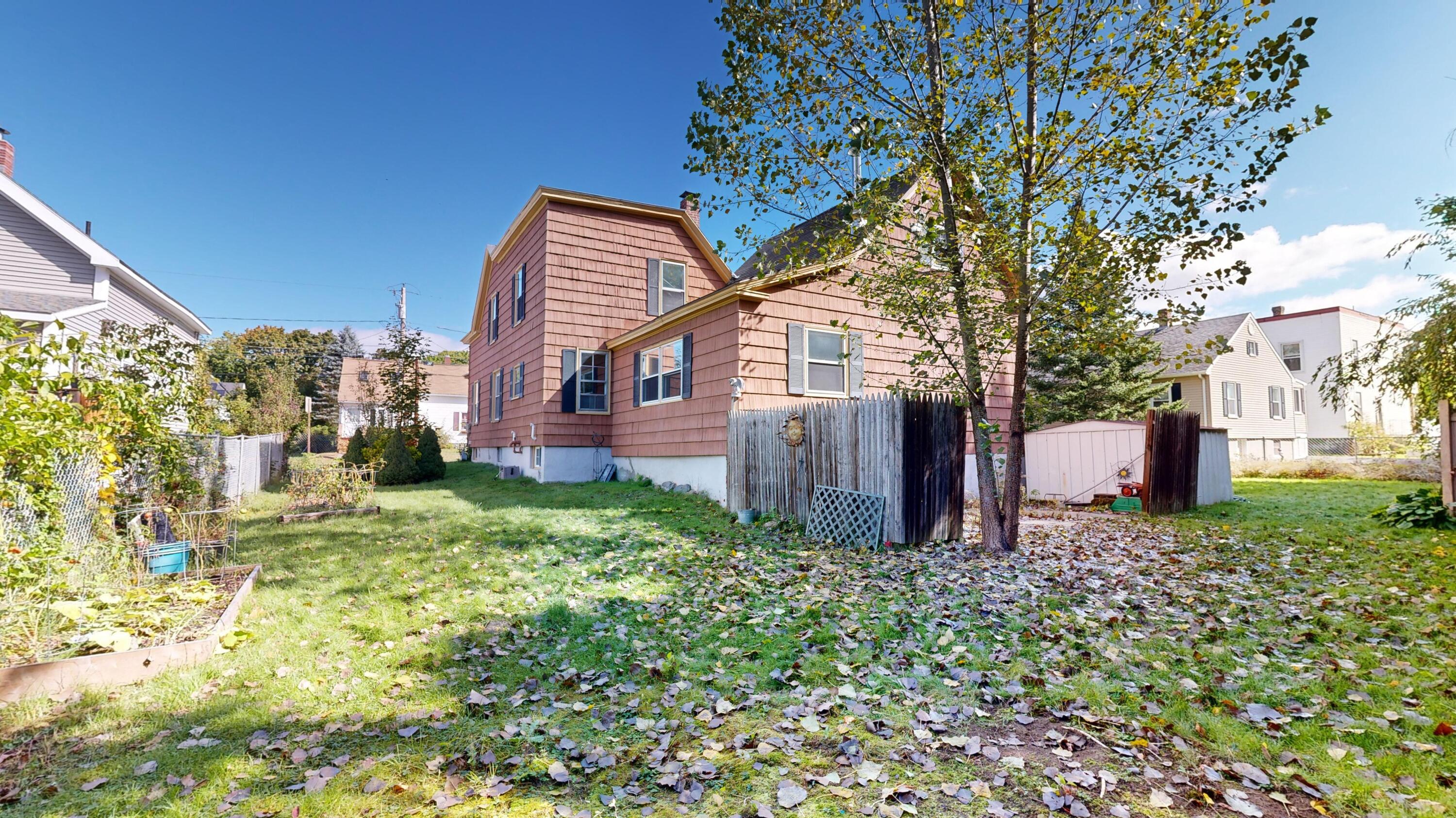 17 Green Street Lewiston ME 04240