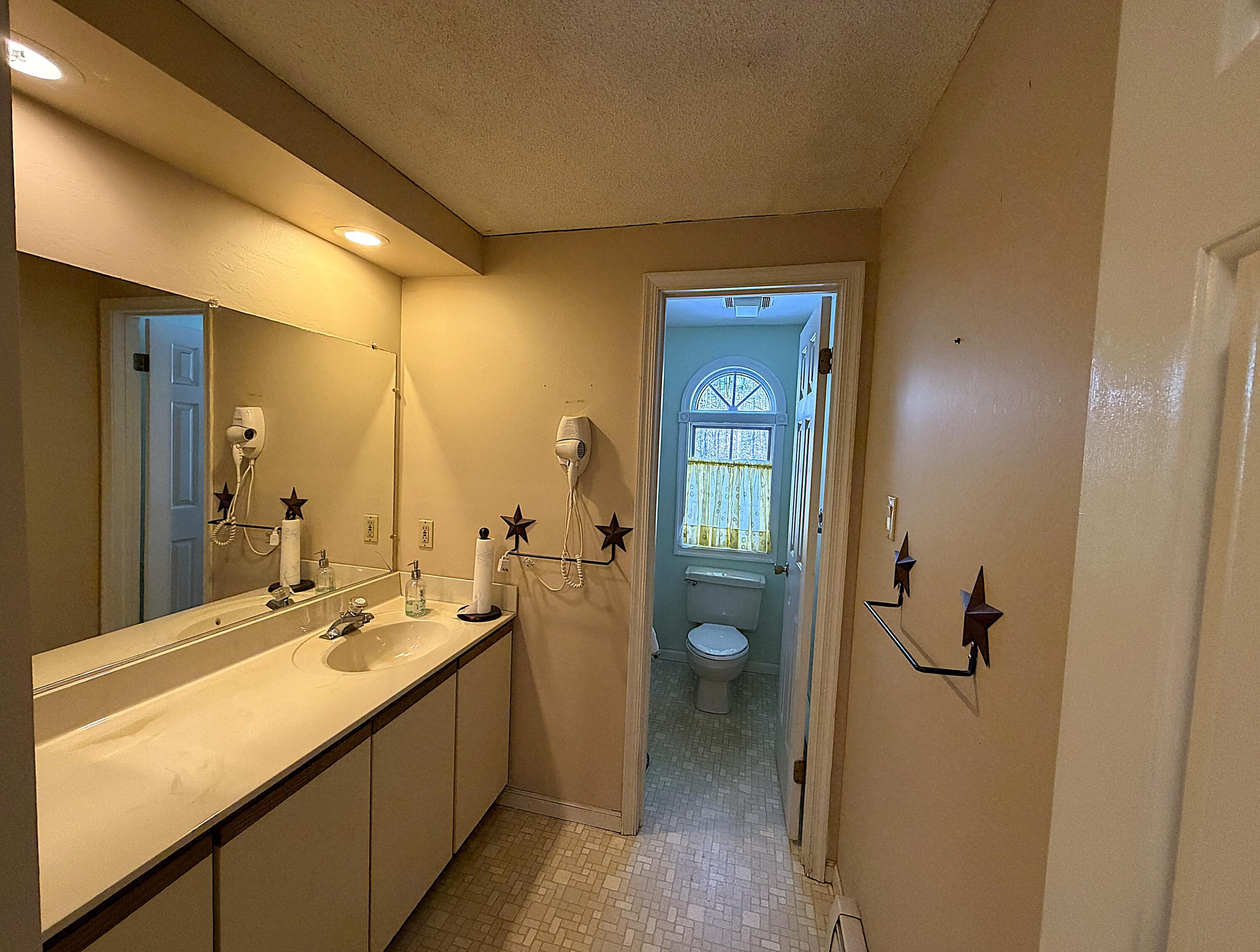 1523 North Road North Yarmouth ME 04097