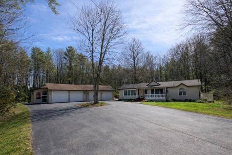 1523 North Road North Yarmouth ME 04097