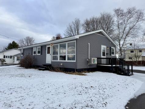 12 Palm Street East Millinocket ME 04430