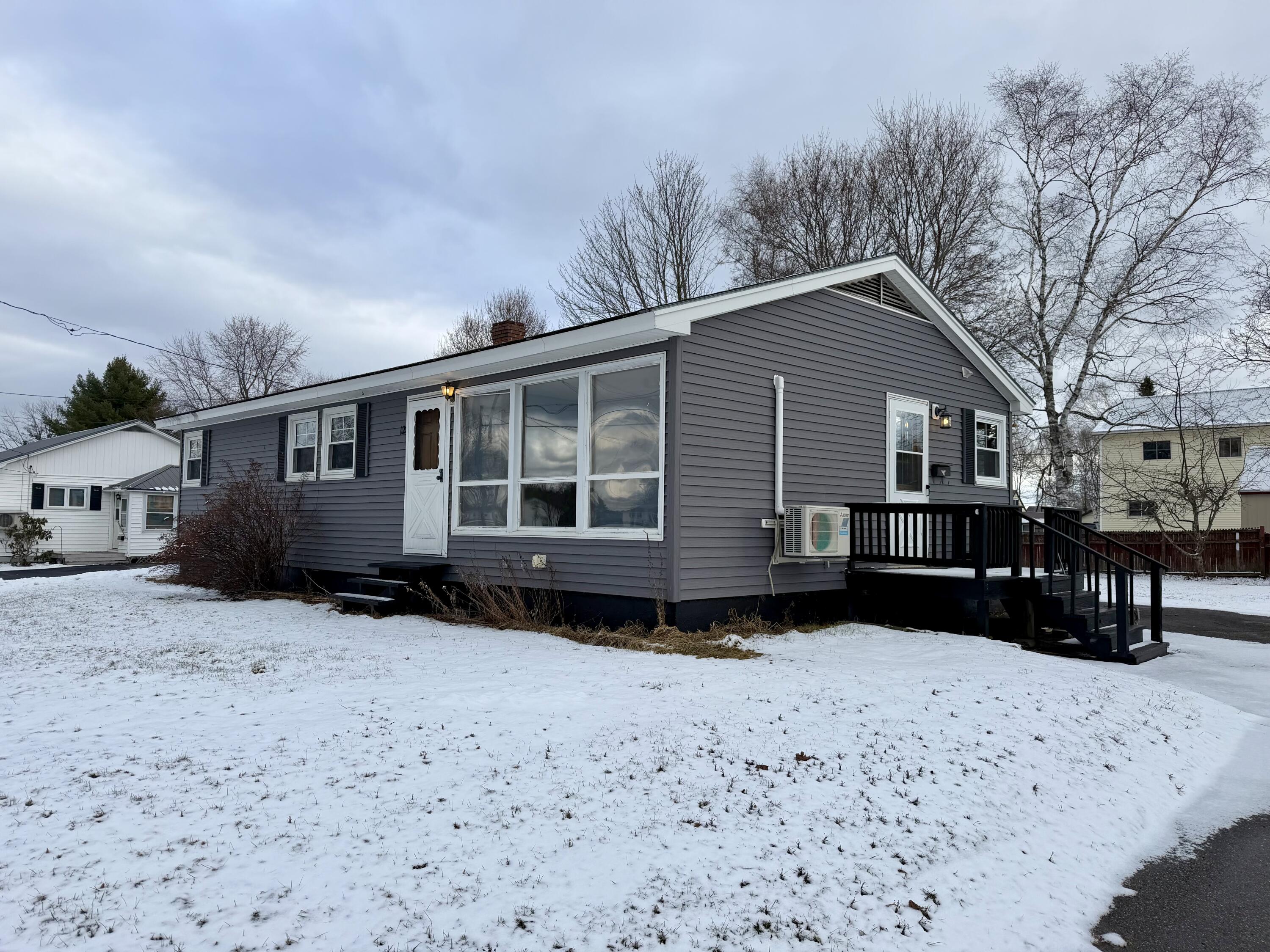 12 Palm Street East Millinocket ME 04430