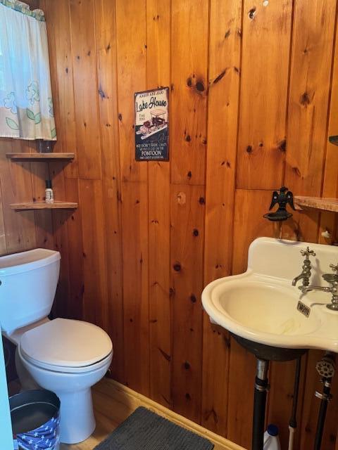 26 Cove Road Franklin ME 04634