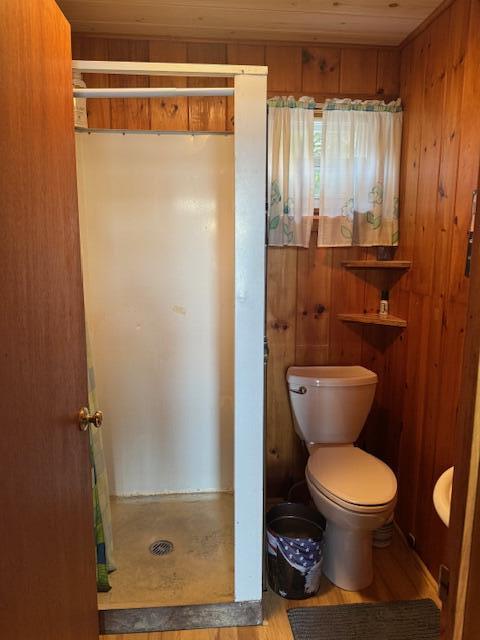 26 Cove Road Franklin ME 04634