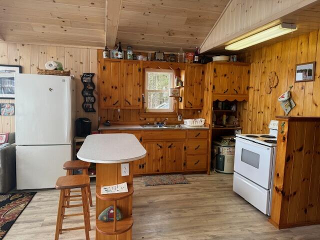 26 Cove Road Franklin ME 04634