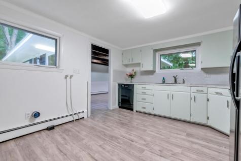 102 Alewive Road Kennebunk ME 04043