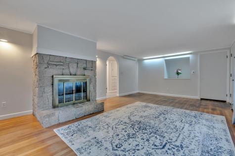 102 Alewive Road Kennebunk ME 04043