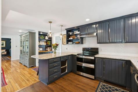 18 Longwood Drive Kennebunk ME 04043