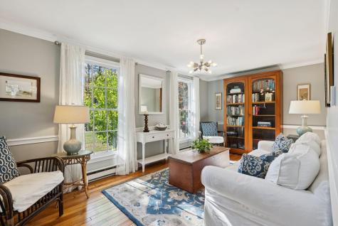 18 Longwood Drive Kennebunk ME 04043