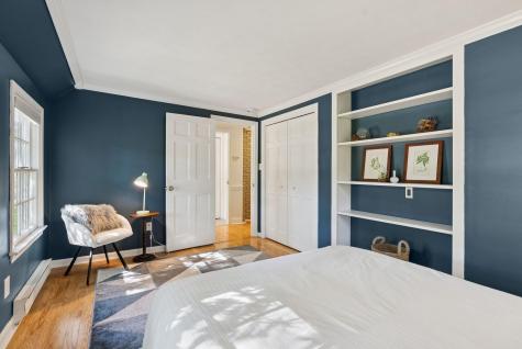 18 Longwood Drive Kennebunk ME 04043