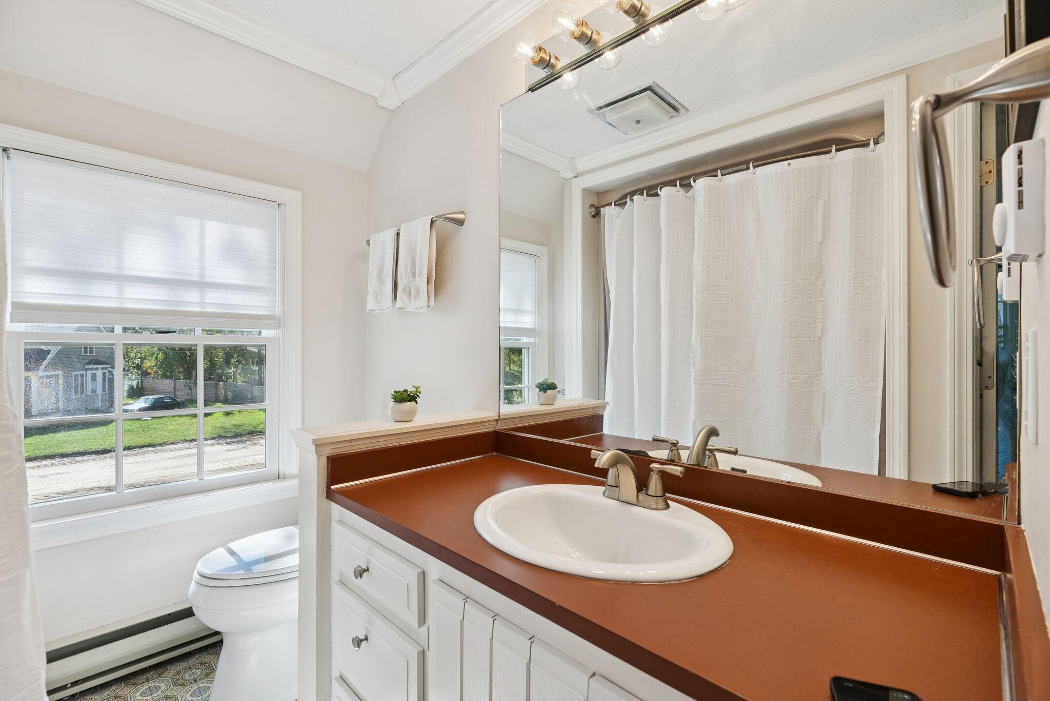 18 Longwood Drive Kennebunk ME 04043