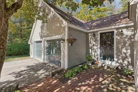 18 Longwood Drive Kennebunk ME 04043